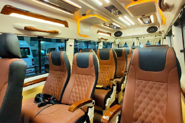 17 Seater Tempo Traveller